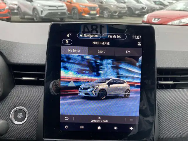 Renault Clio view 15