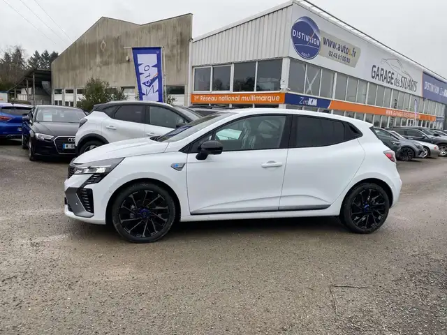 Renault Clio view 3