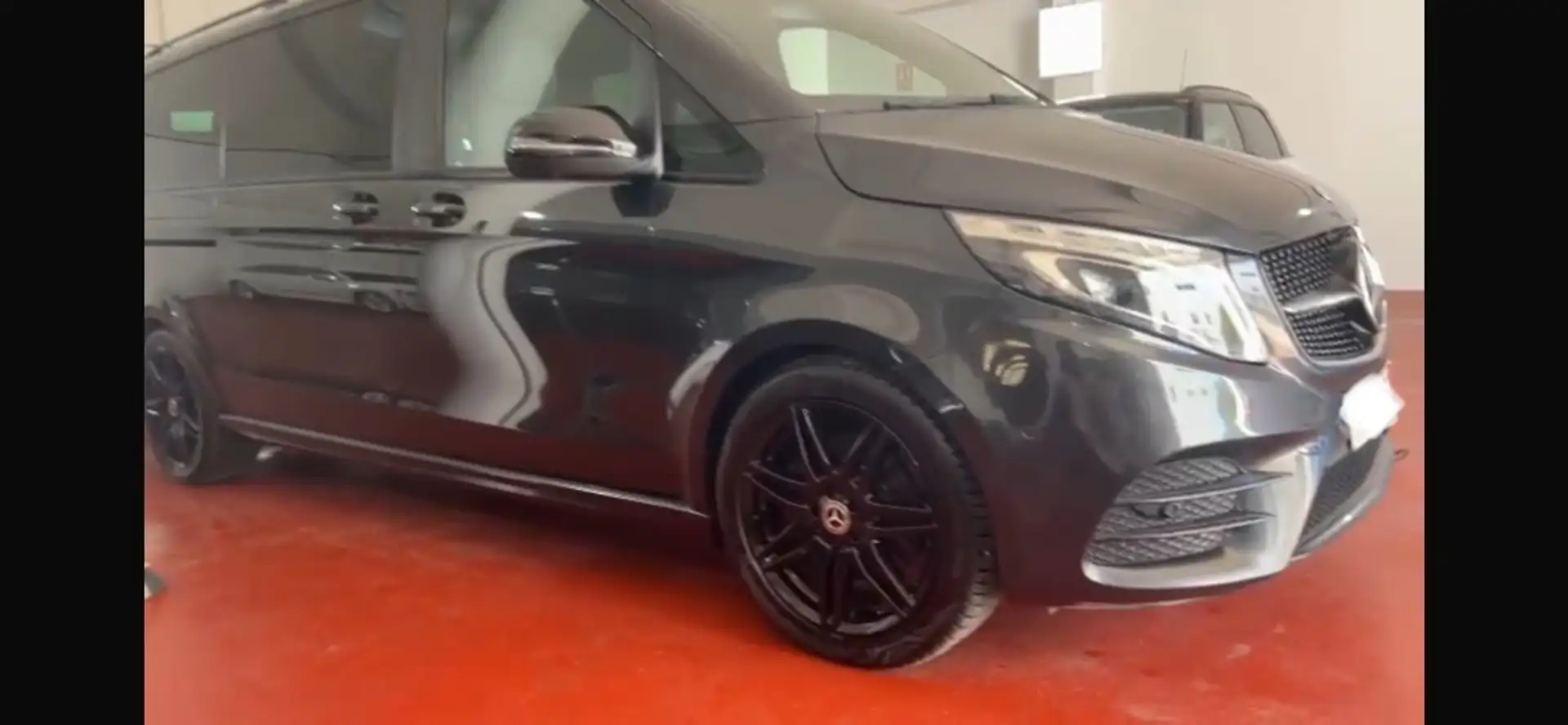 Mercedes-Benz V 300d Extralargo Avantgarde Gris - 1