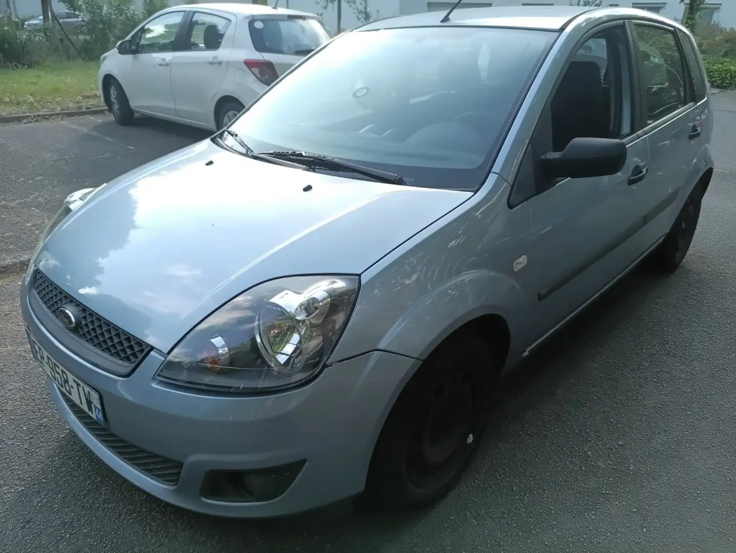 Ford Fiesta Fiesta 1.25 Duratec Ghia Bleu - 1