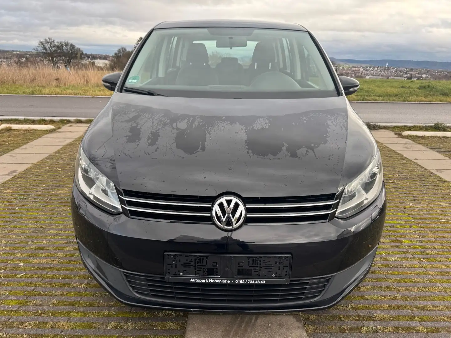 Volkswagen Touran Trendline *SHZ*SERVICEHEFT*TÜV 01/2027* Noir - 2