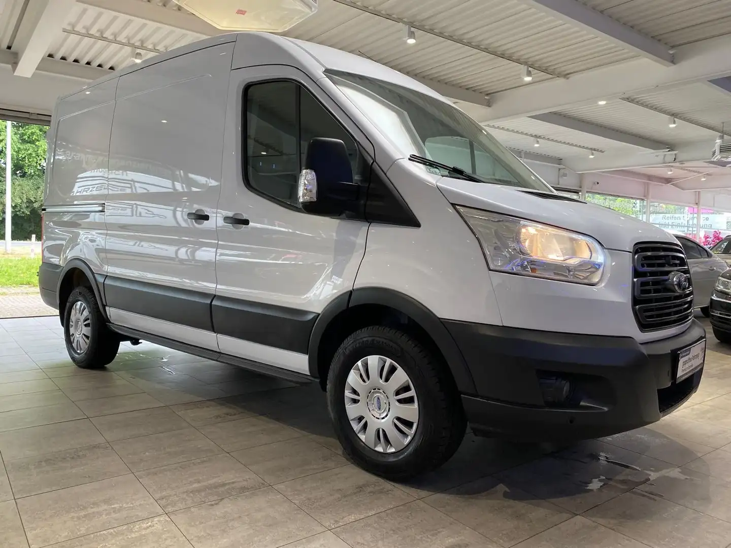 Ford Transit Kasten 350 L2-H2 Trend*Garantie*1.Hand* Biały - 1