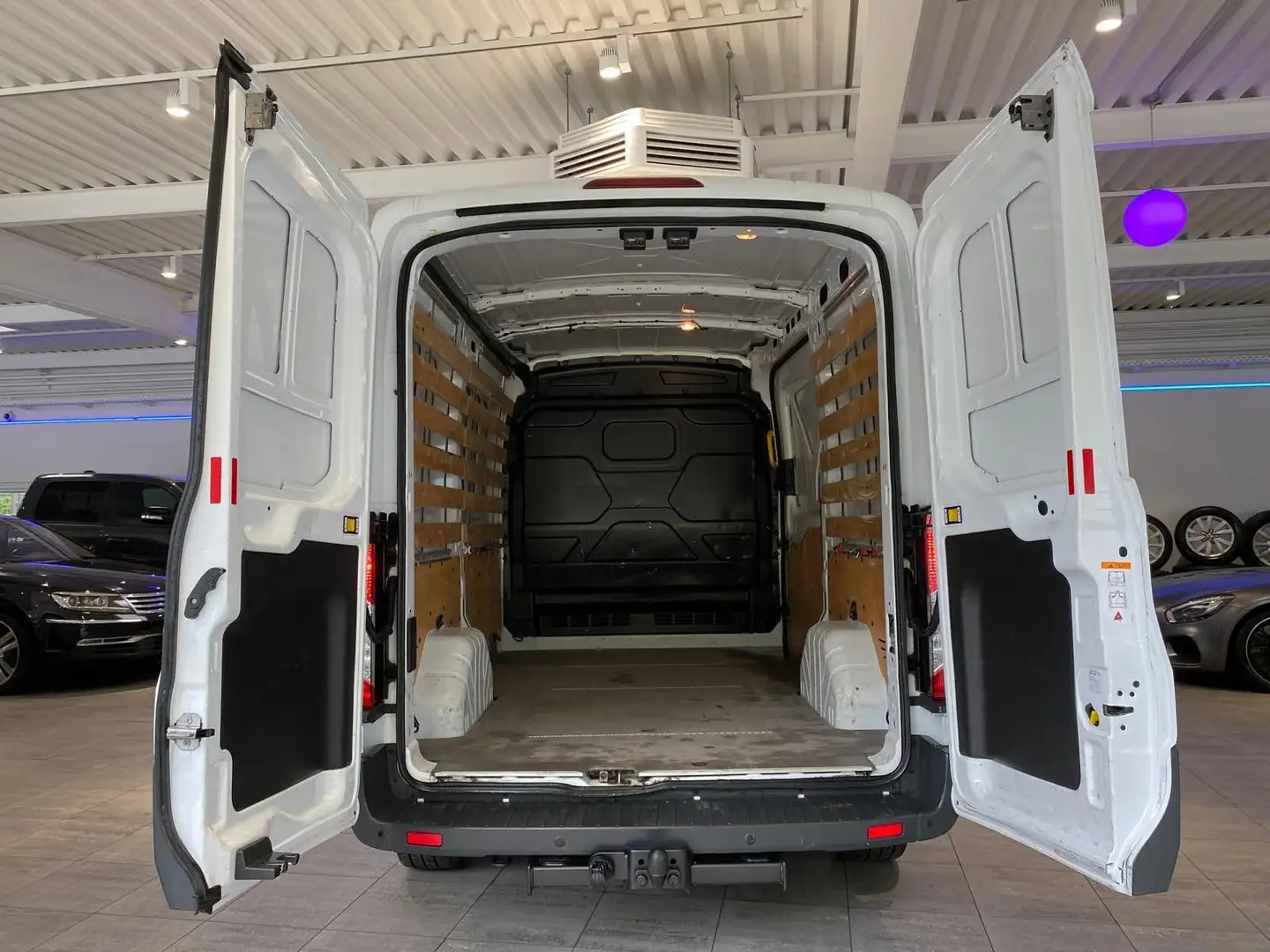 Ford Transit Kasten 350 L2-H2 Trend*Garantie*1.Hand* Biały - 2