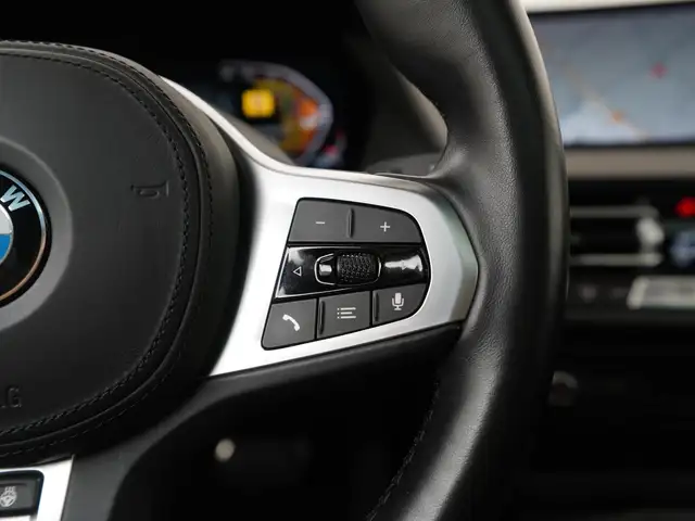 BMW 2 Series view 9