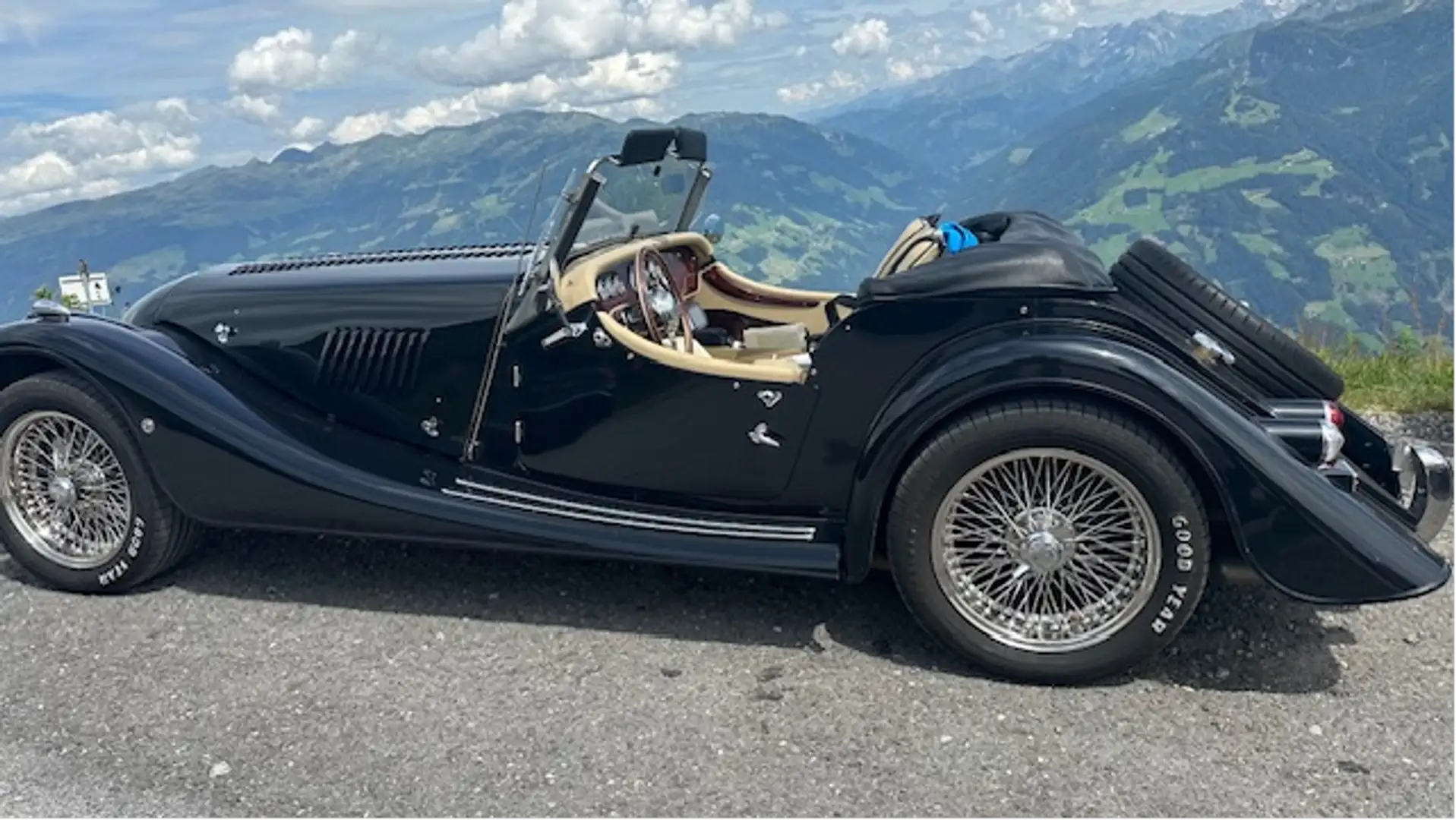 Morgan Plus 8 Plus 8 4.0. 35th Anniversary Modell Schwarz - 1