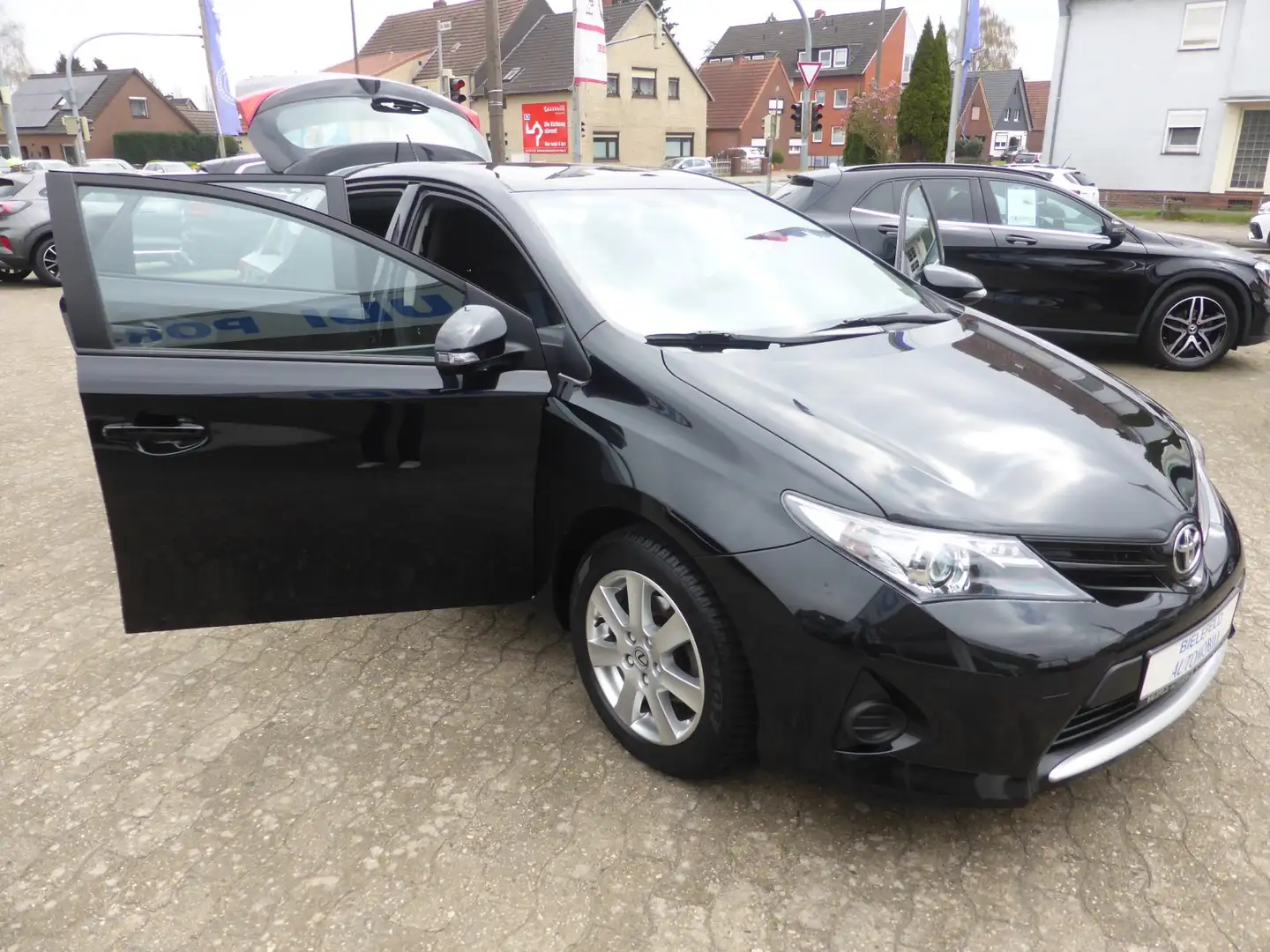 Toyota Auris 1.3 Dual-VVT-i Cool Klimaautomatik/Alu Nero - 1