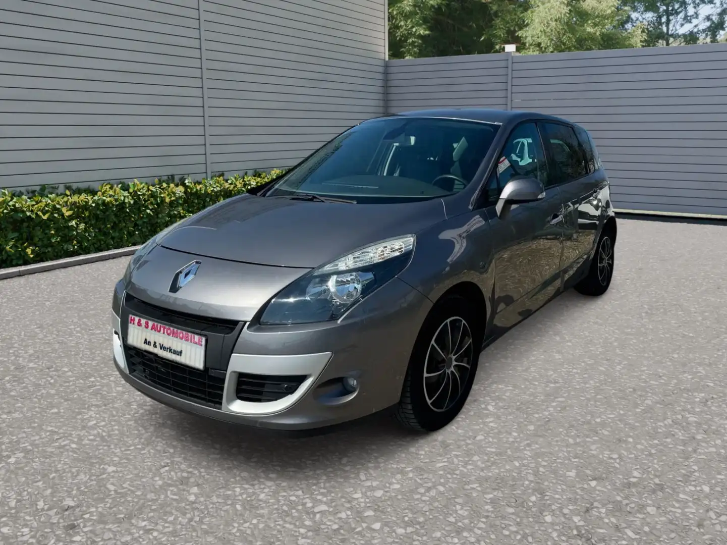 Renault Scenic Luxe TCe 130 Gris - 1