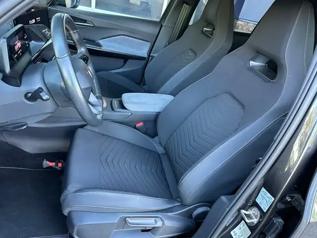 Cupra Born view 11