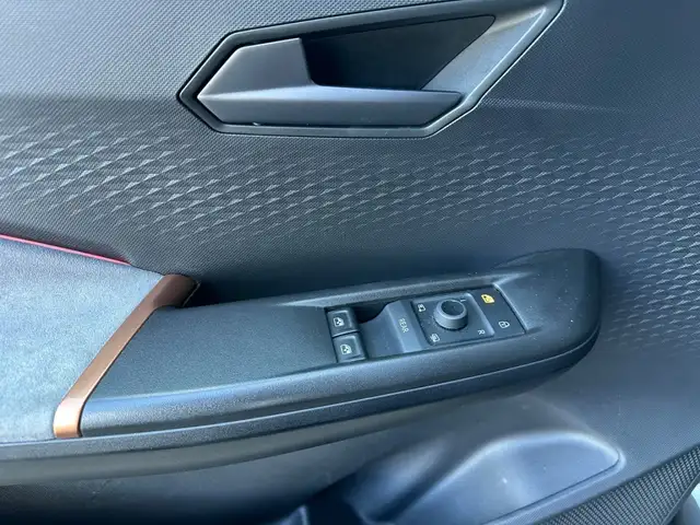 Cupra Born view 15