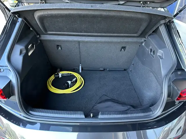 Cupra Born view 13