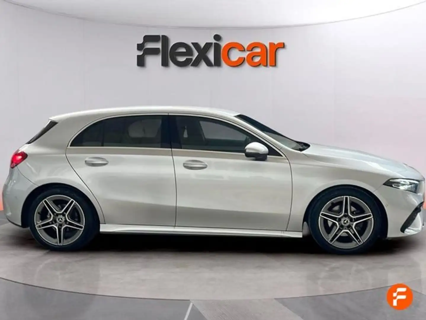 Mercedes-Benz A 180 Blanc - 2