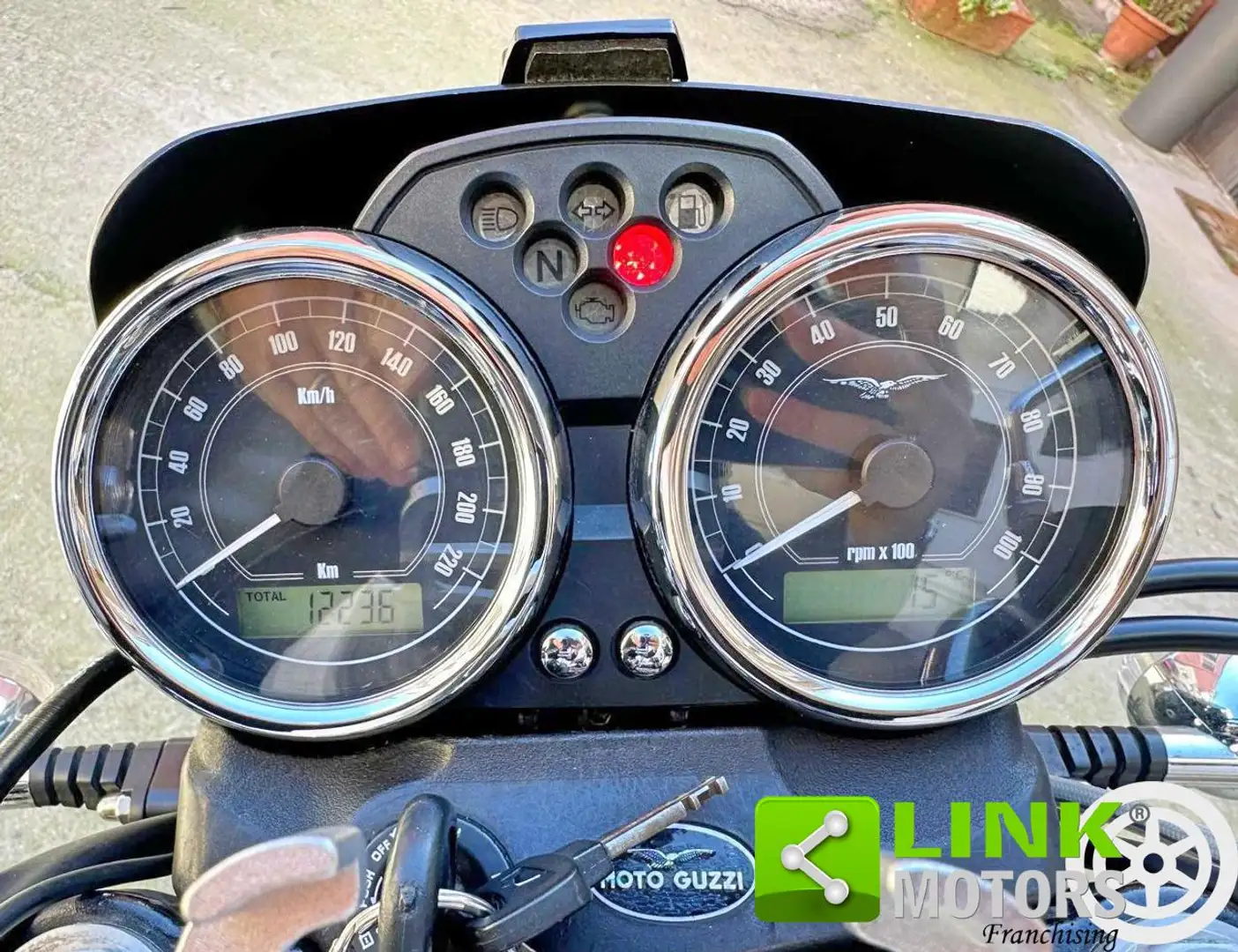 Moto Guzzi V 7 I STONE 12 MESI GARANZIA Nero - 2