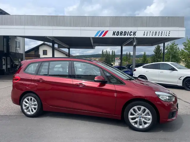 BMW 220 220d GRAN TOURER 7-Si/NAVI+/LED/AHK/PANO