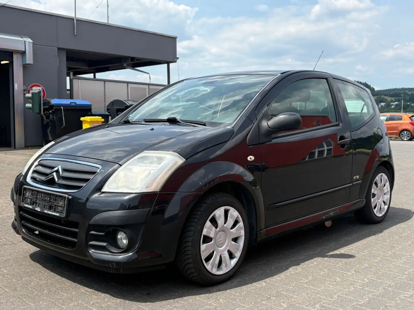 Citroen C2 VTR 1.4 Klima 140.000KM TÜV Schwarz - 1