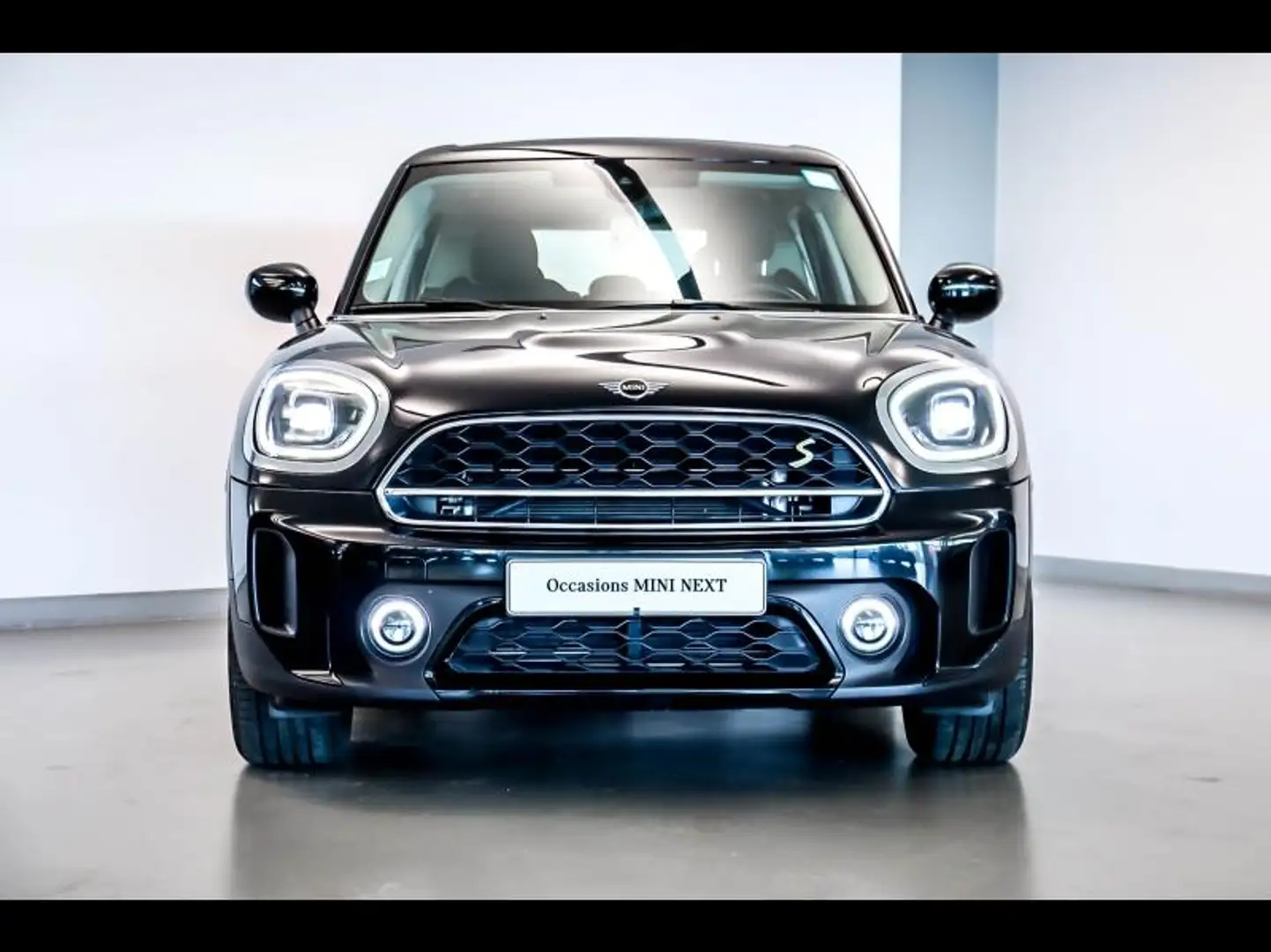 MINI Countryman C Cooper SE 125ch + 95ch  Essential ALL4 BVA6 Noir - 2