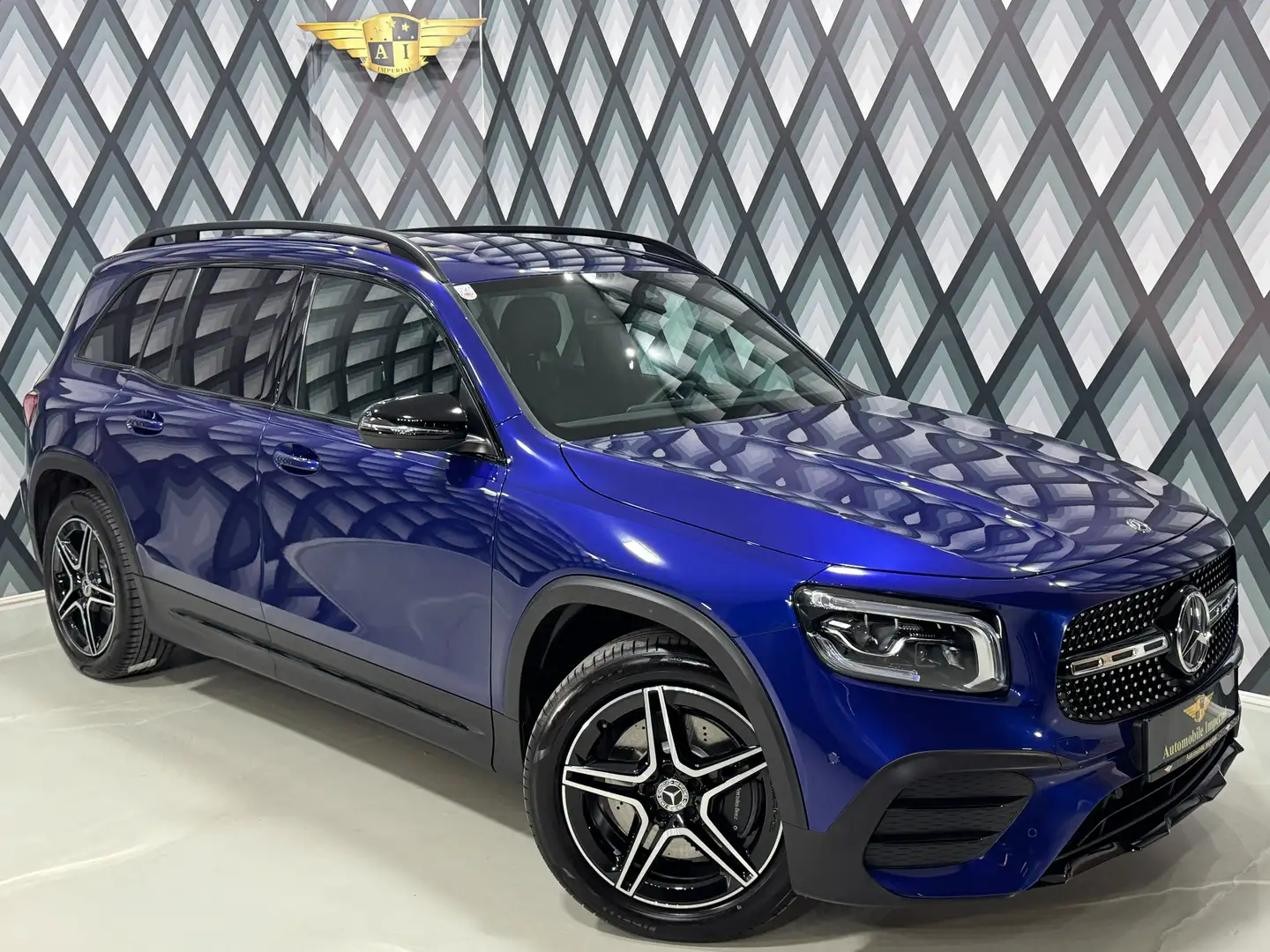 Mercedes-Benz GLB 220 220d 4MATIC // AMG LINE // AHK // ADVANTAGE // Modrá - 1
