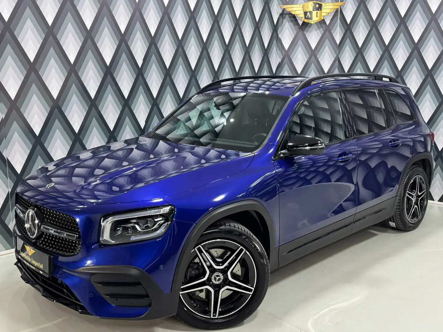 Mercedes-Benz GLB 220 220d 4MATIC // AMG LINE // AHK // ADVANTAGE // Modrá - 2