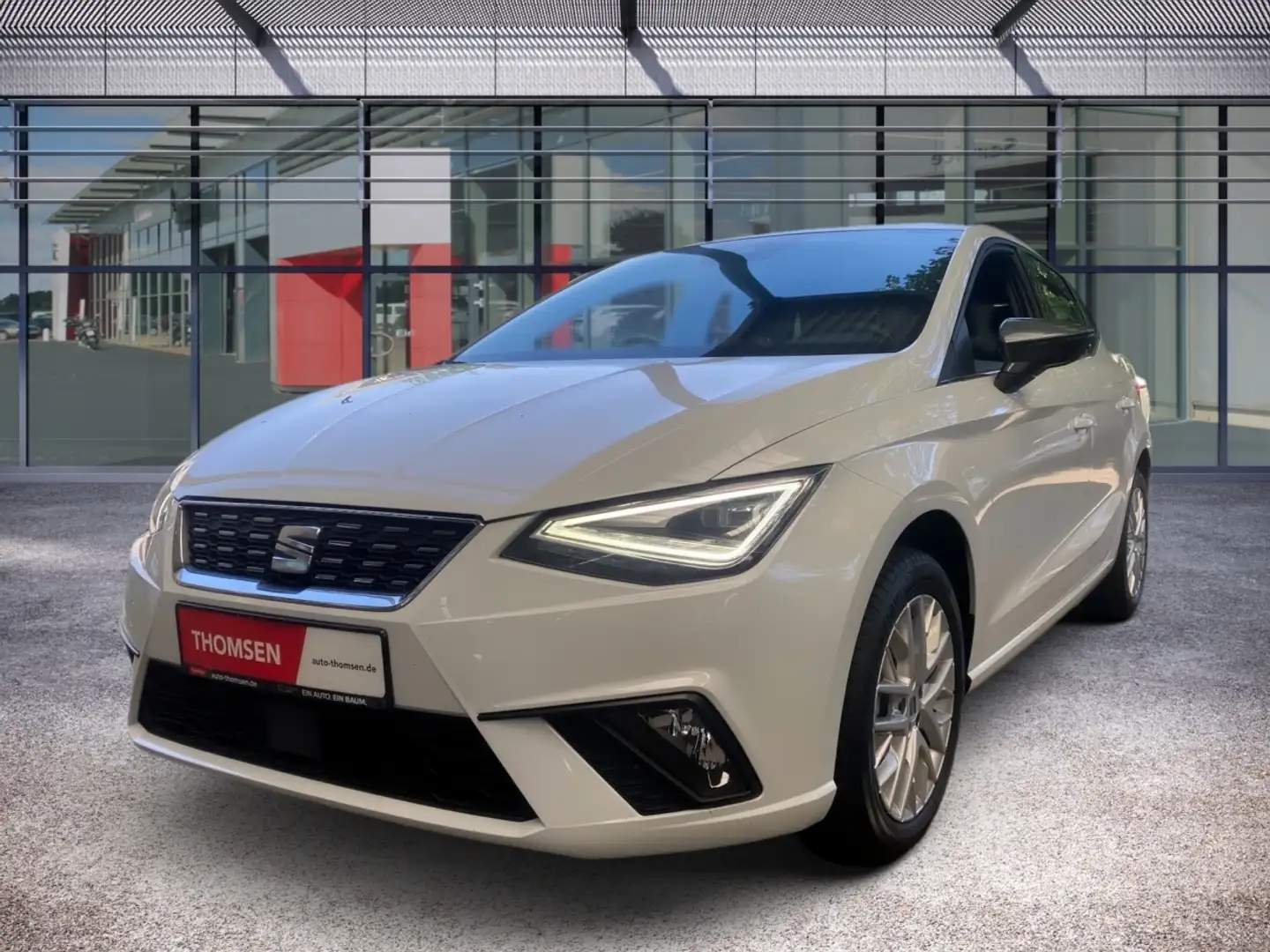 SEAT Ibiza 1.0 TSI Xcellence ACC+LED+Navi+Virtual+PDC Weiß - 2
