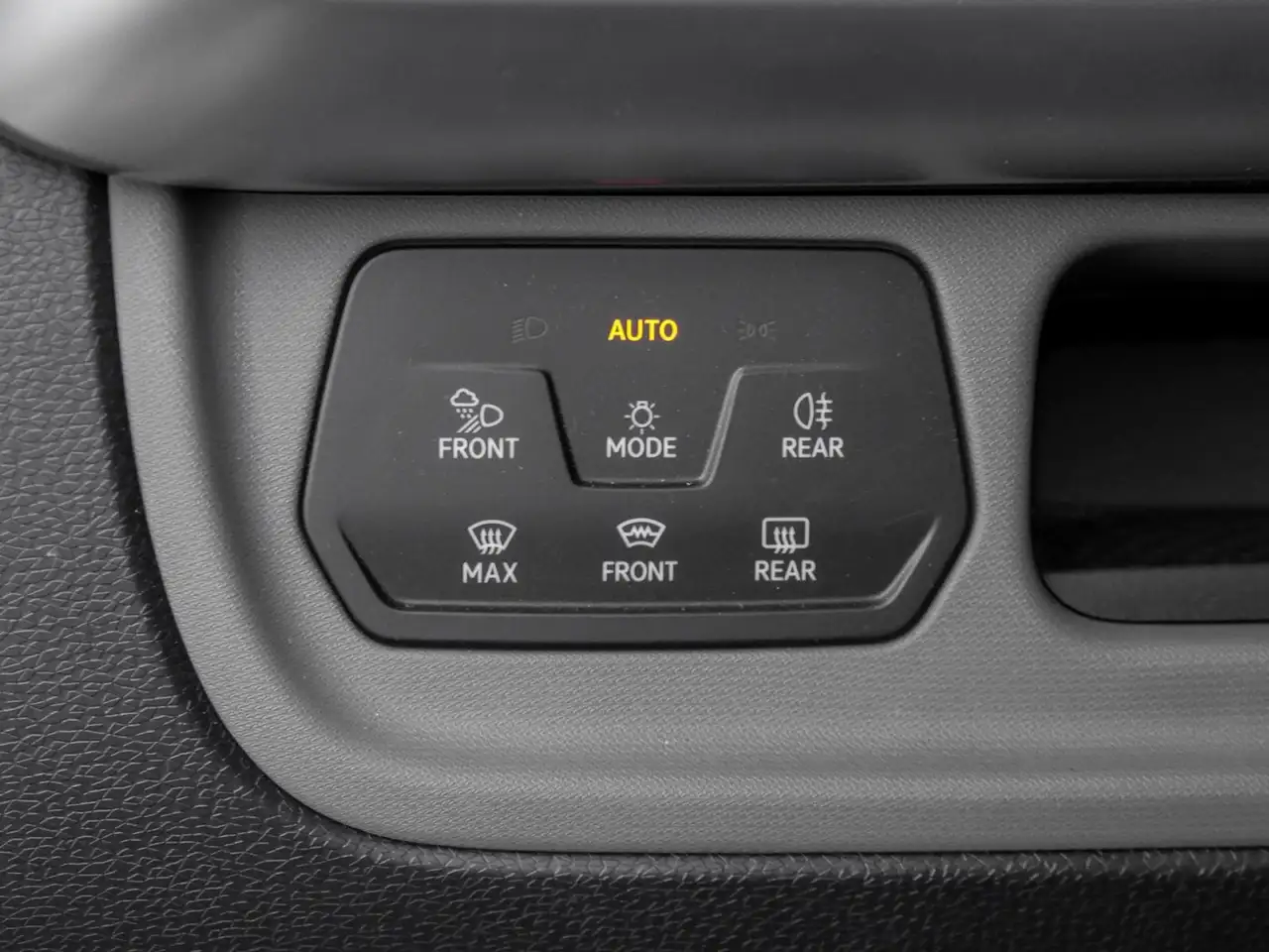 Volkswagen Id. Buzz ID.Buzz Pro IQ.Light Navi AHK 21" TravelAss. Ke..., миниатюра 11