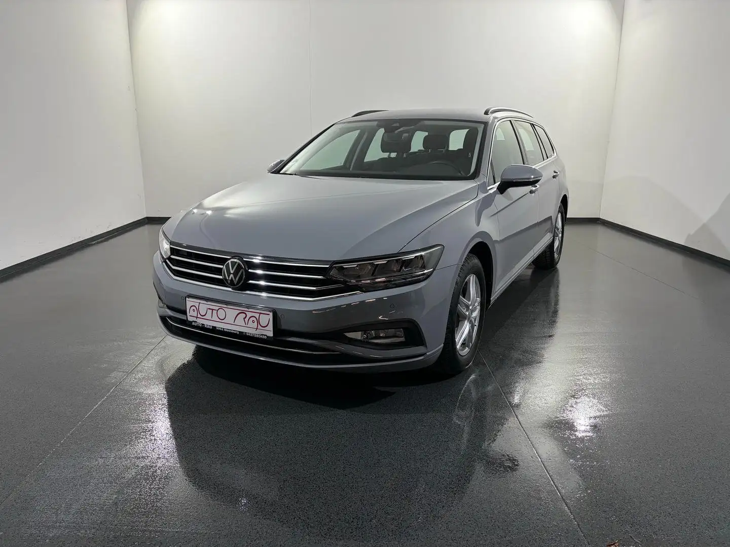 Volkswagen Passat Variant 2.0 TDI SCR Business *LED*ACC*RFK*NAVI* Grau - 2