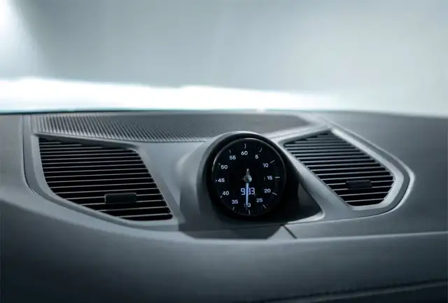 Porsche Cayenne E-Hybrid SPORT DESIGN PAKET MEMORY ab 3,99 Leasing Ansicht 9