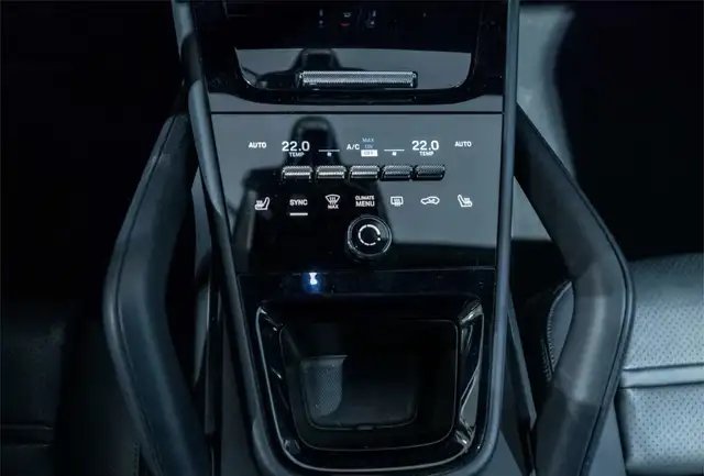 Porsche Cayenne E-Hybrid SPORT DESIGN PAKET MEMORY ab 3,99 Leasing Ansicht 8