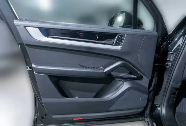 Porsche Cayenne E-Hybrid SPORT DESIGN PAKET MEMORY ab 3,99 Leasing Ansicht 14