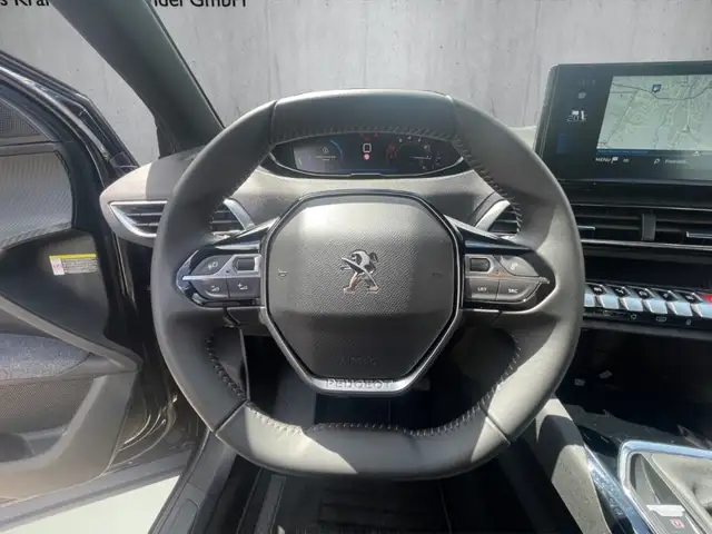 Peugeot 5008 view 10