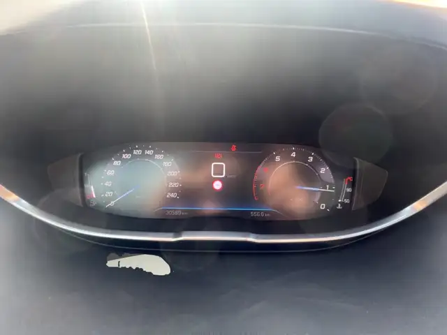 Peugeot 5008 view 15