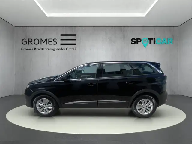 Peugeot 5008 view 6