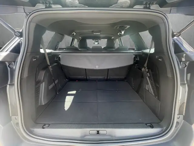 Peugeot 5008 view 7