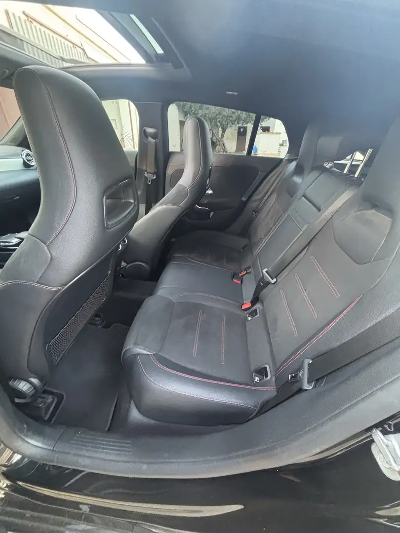 Mercedes-Benz CLA 220 Shooting Brake d Premium auto - 2