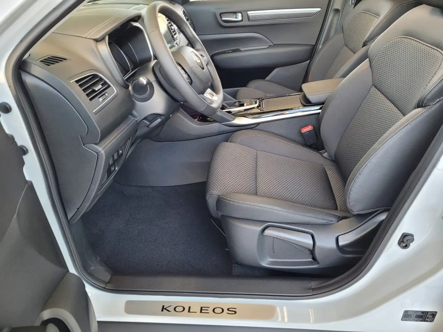 Renault Koleos Techno 160 EDC  - Winterpaket - NAVI - Weiß - 2