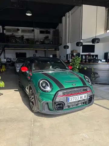 MINI John Cooper Works Cabrio Aut.