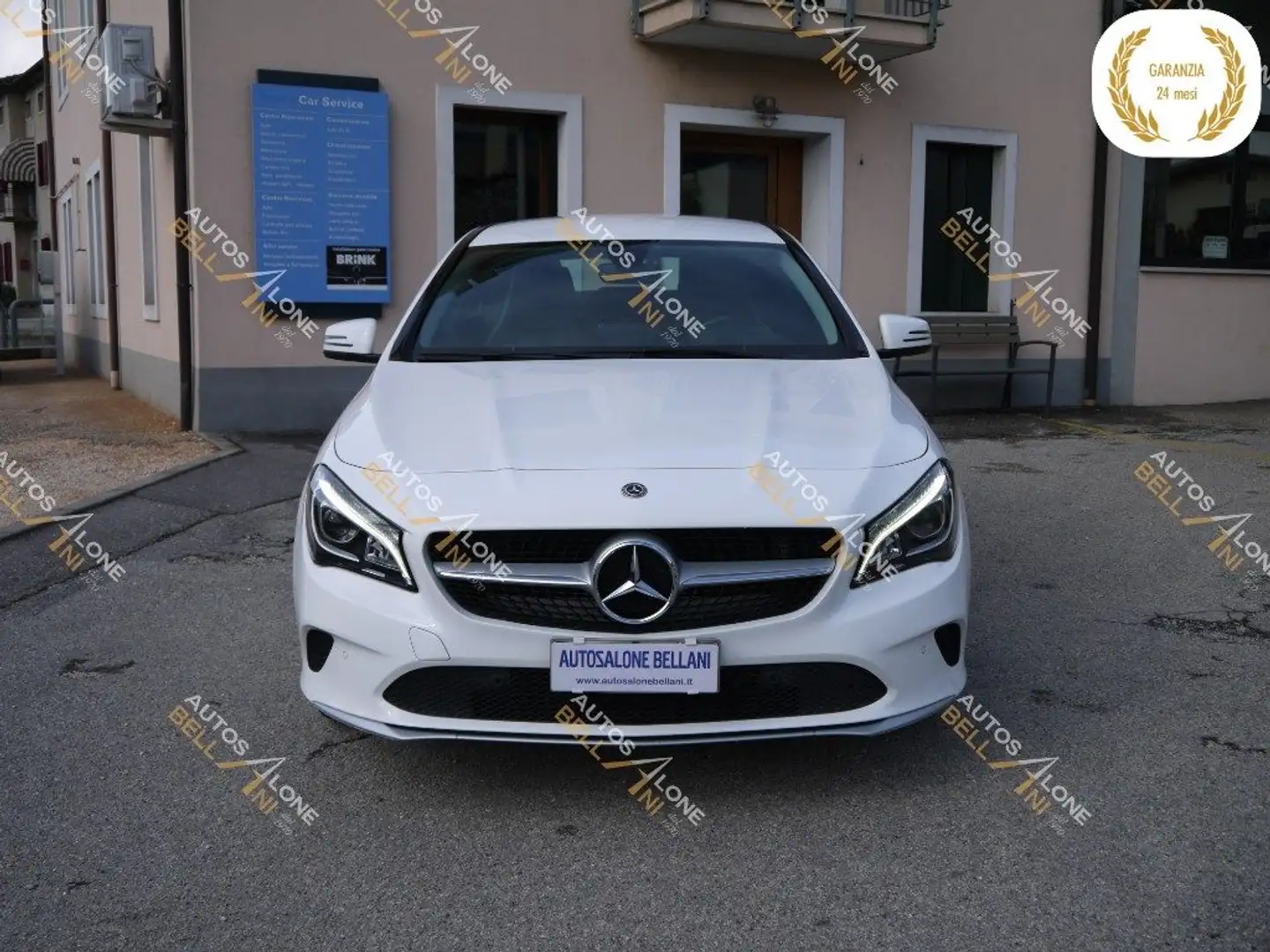 Mercedes-Benz CLA 200 d SHOOTING BRAKE Business Extra Bianco - 2