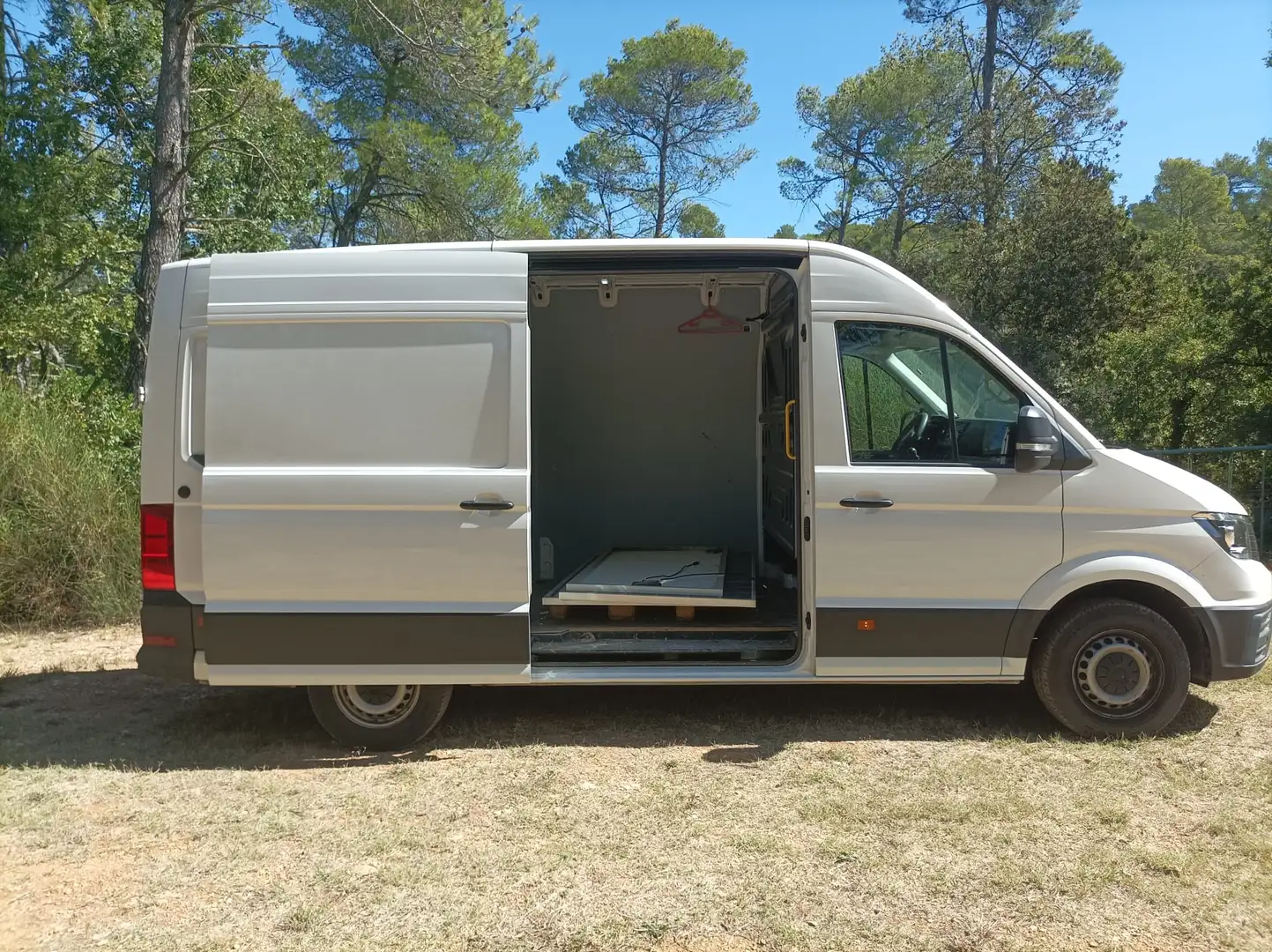 Volkswagen Crafter CRAFTER H3 L3 2.0 TDI 140 CH BUSINESS LINE Blanc - 2