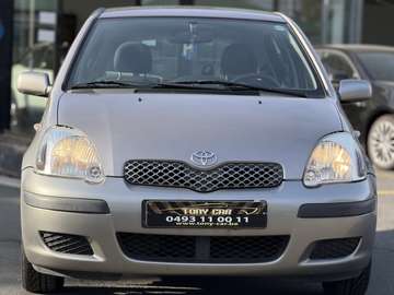 Yaris 1.3i VVT-i 16v* Garantie 12 Mois✅