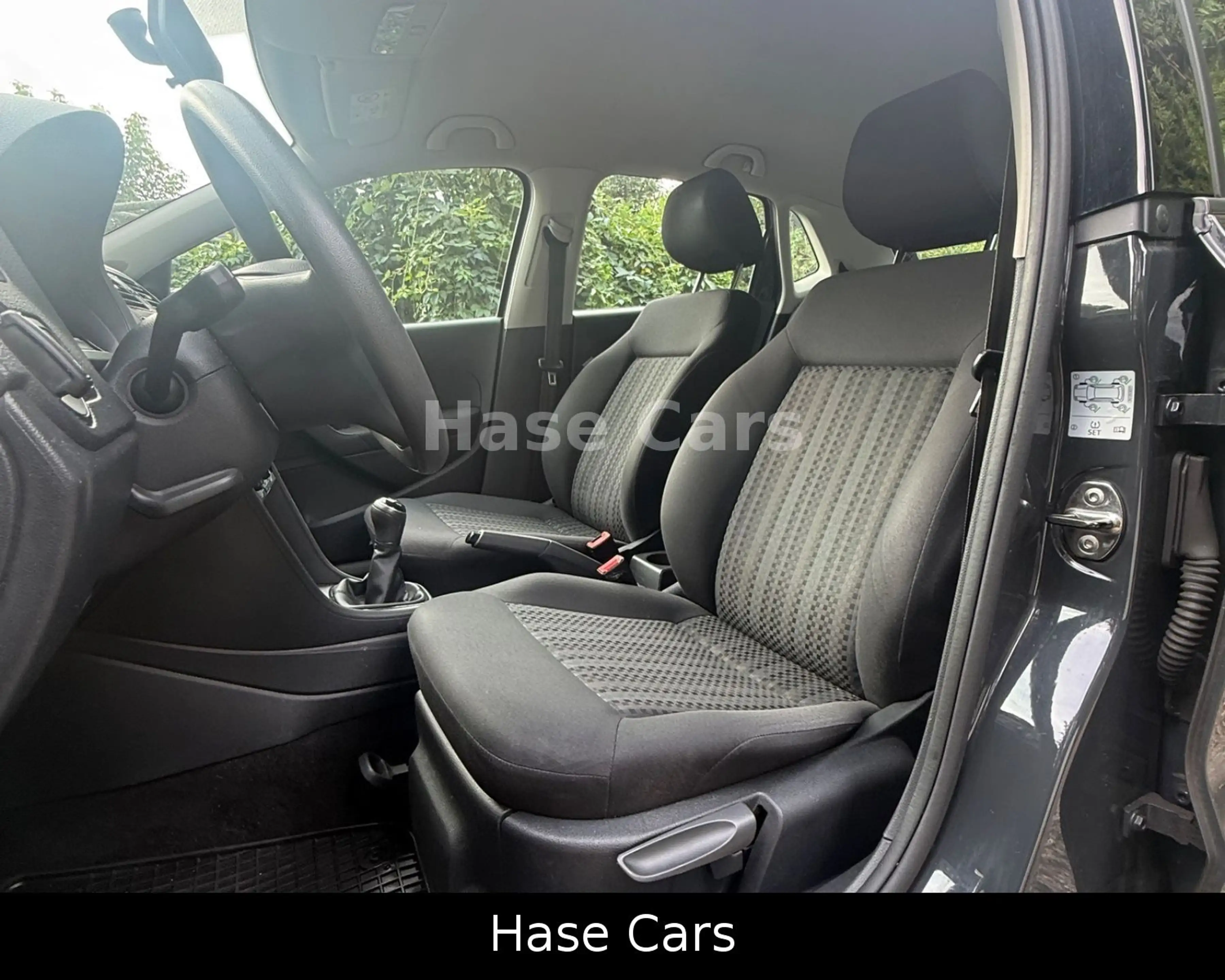 Volkswagen Polo 1.0 *Klima*elek.Fenster*TÜV+Serv NEU* — photo 10