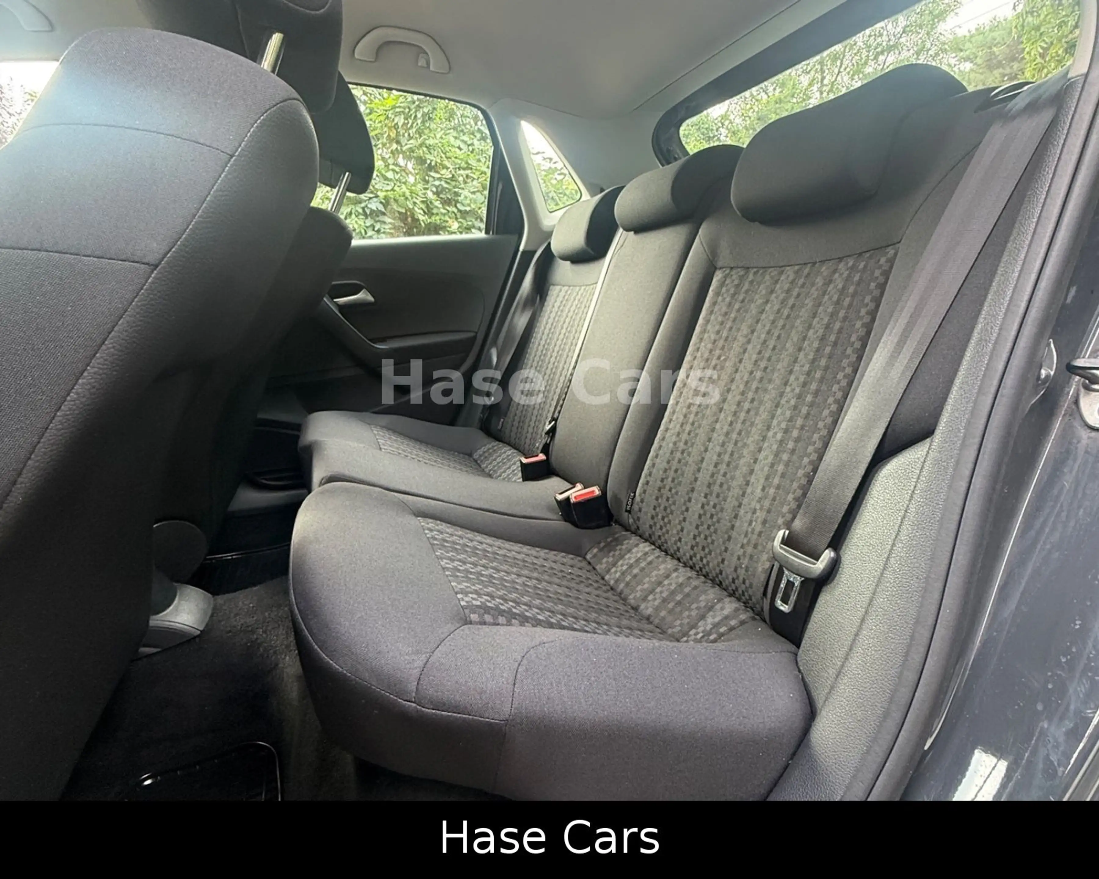 Volkswagen Polo 1.0 *Klima*elek.Fenster*TÜV+Serv NEU* — photo 11