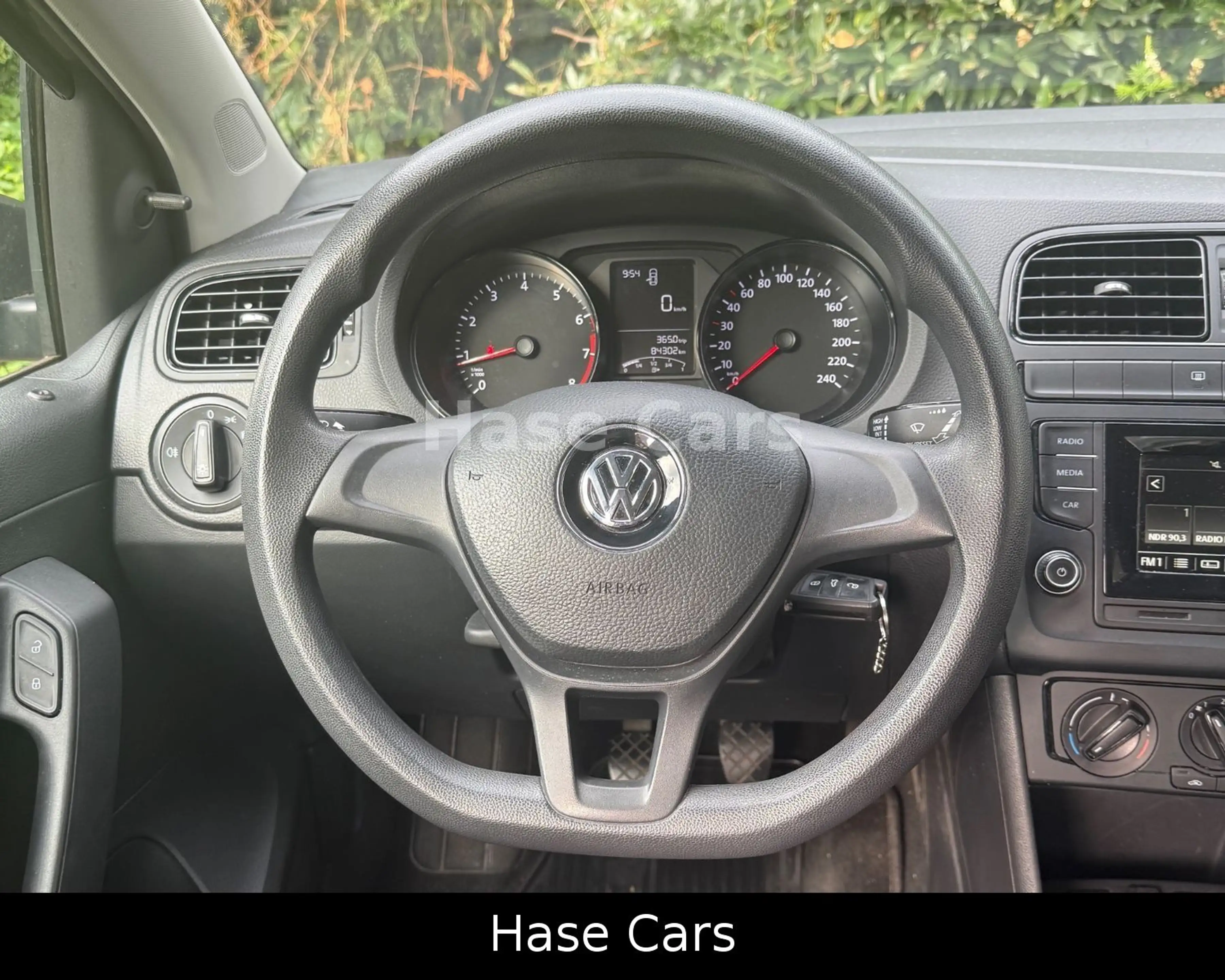 Volkswagen Polo 1.0 *Klima*elek.Fenster*TÜV+Serv NEU* — photo 8