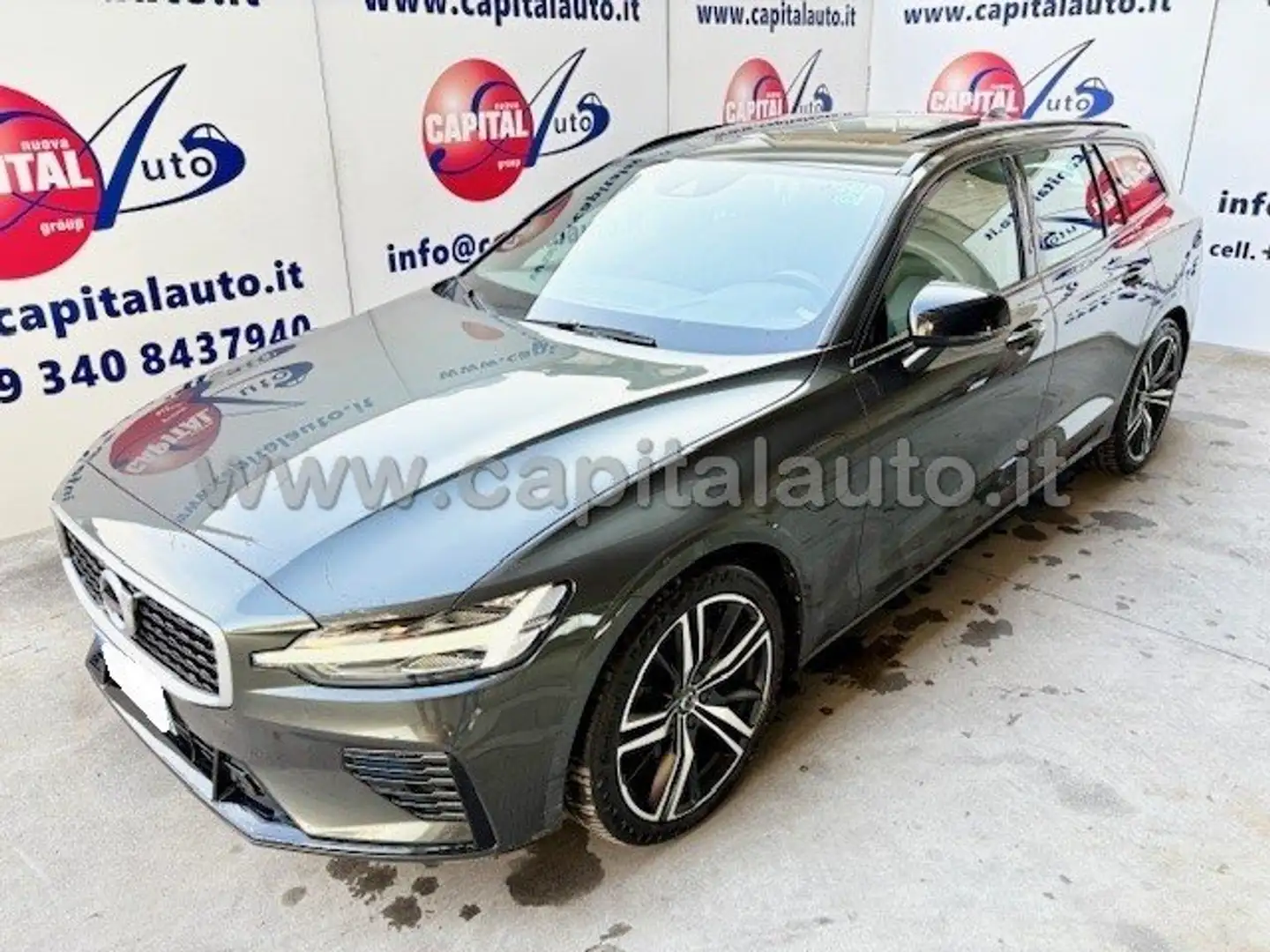 Volvo V60 2.0 t6 Hybrid NETTO 14900 R-design AWD geartronic Grigio - 1