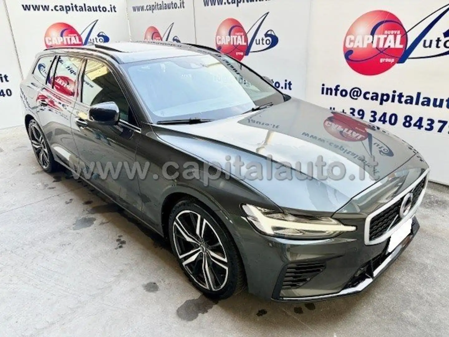 Volvo V60 2.0 t6 Hybrid NETTO 14900 R-design AWD geartronic Grigio - 2