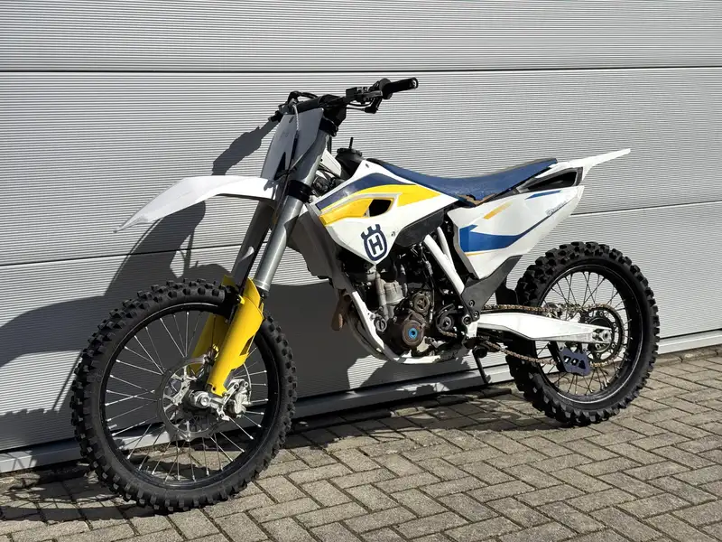 Husqvarna FE 350 - foto 4