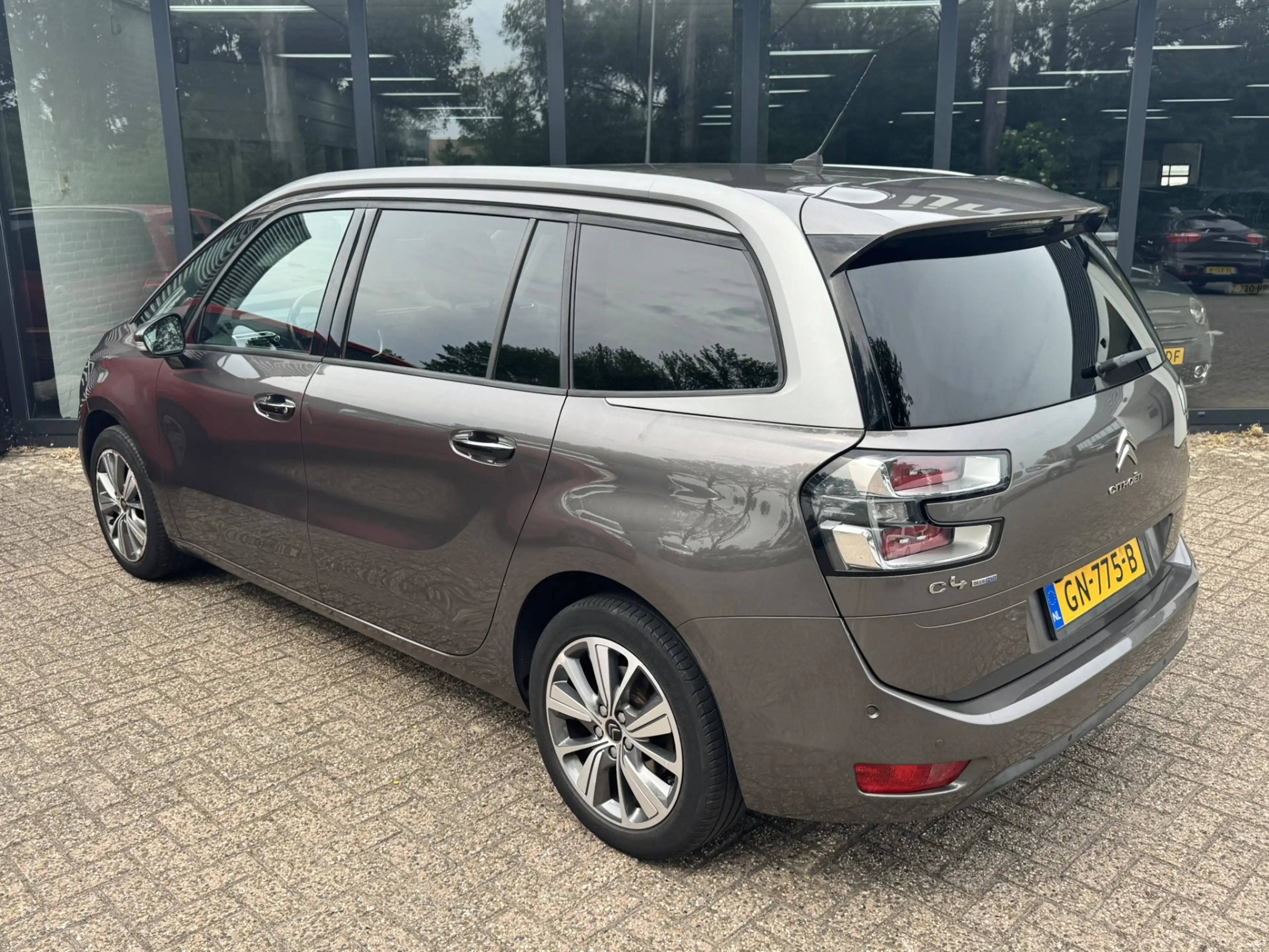 Citroen Grand C4 Picasso 1.6 BlueHDi Shine*Camera*Navi*EXPORT/EX.BPM* — photo 12