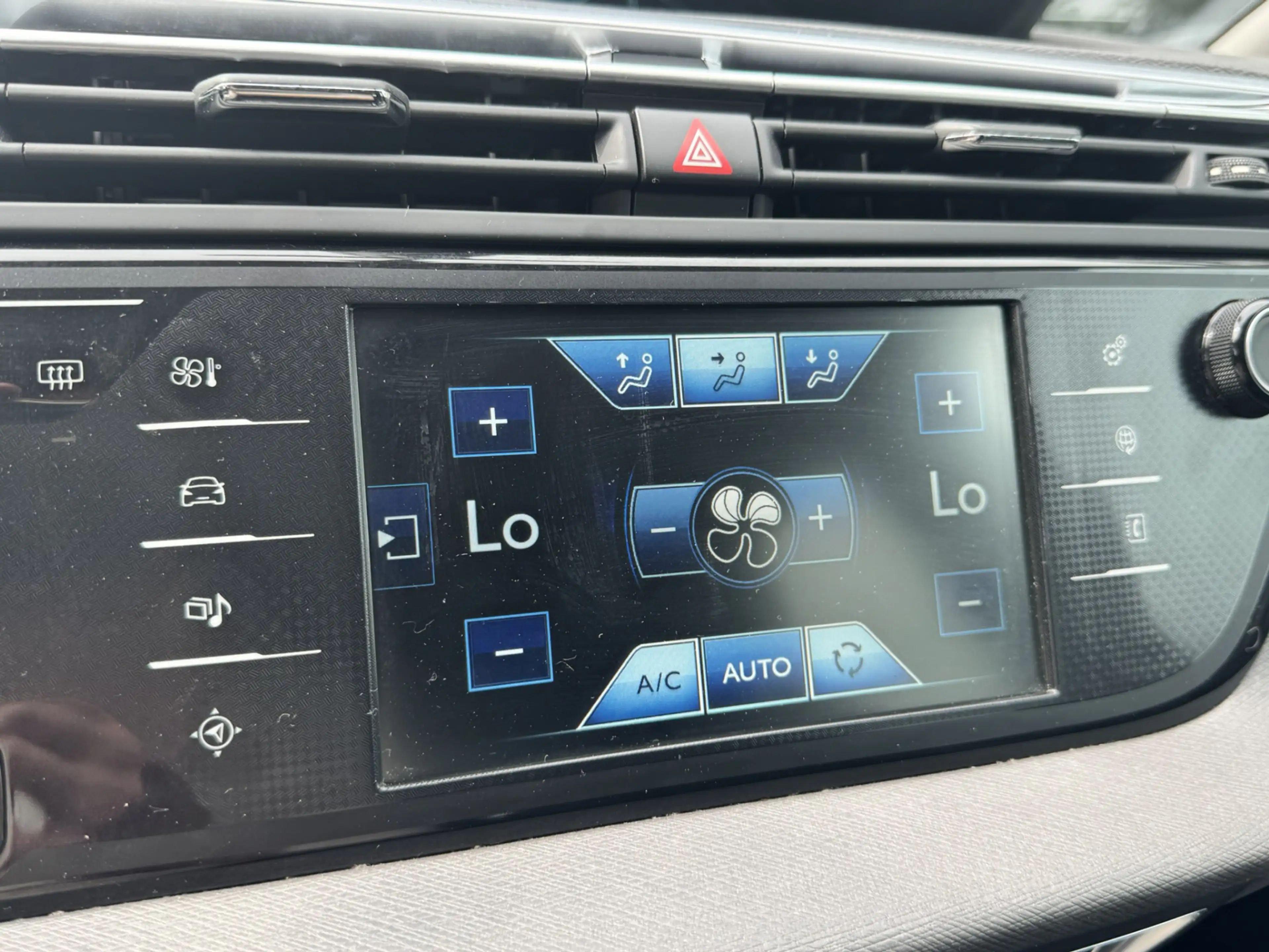Citroen Grand C4 Picasso 1.6 BlueHDi Shine*Camera*Navi*EXPORT/EX.BPM* — photo 8
