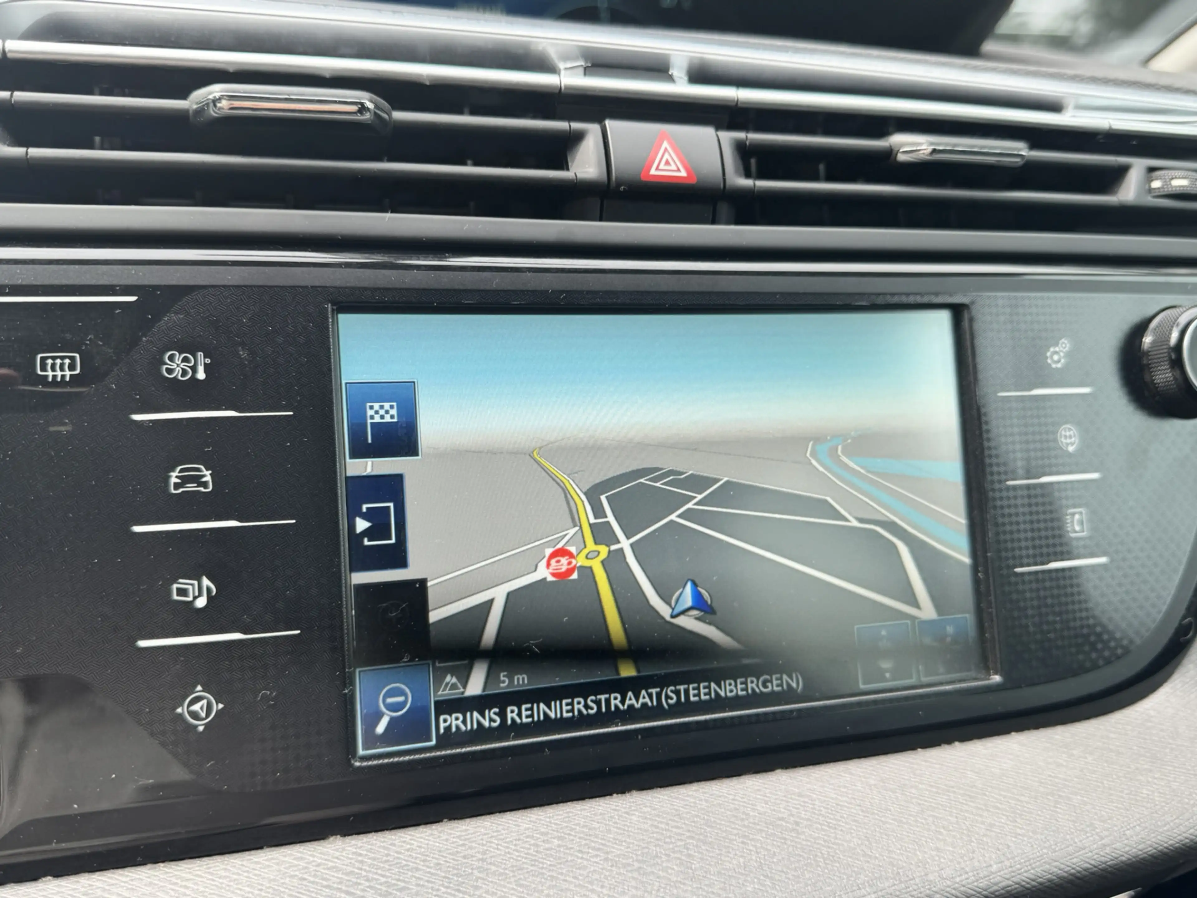 Citroen Grand C4 Picasso 1.6 BlueHDi Shine*Camera*Navi*EXPORT/EX.BPM* — photo 7