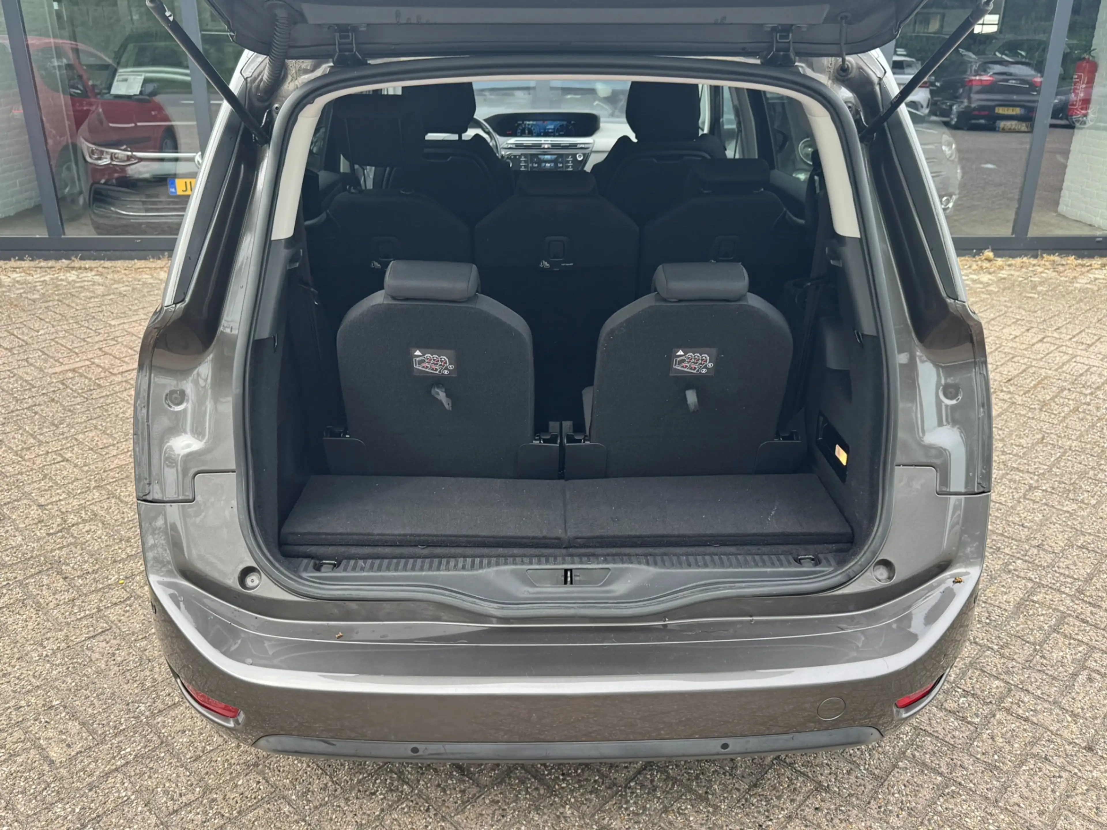Citroen Grand C4 Picasso 1.6 BlueHDi Shine*Camera*Navi*EXPORT/EX.BPM* — photo 15