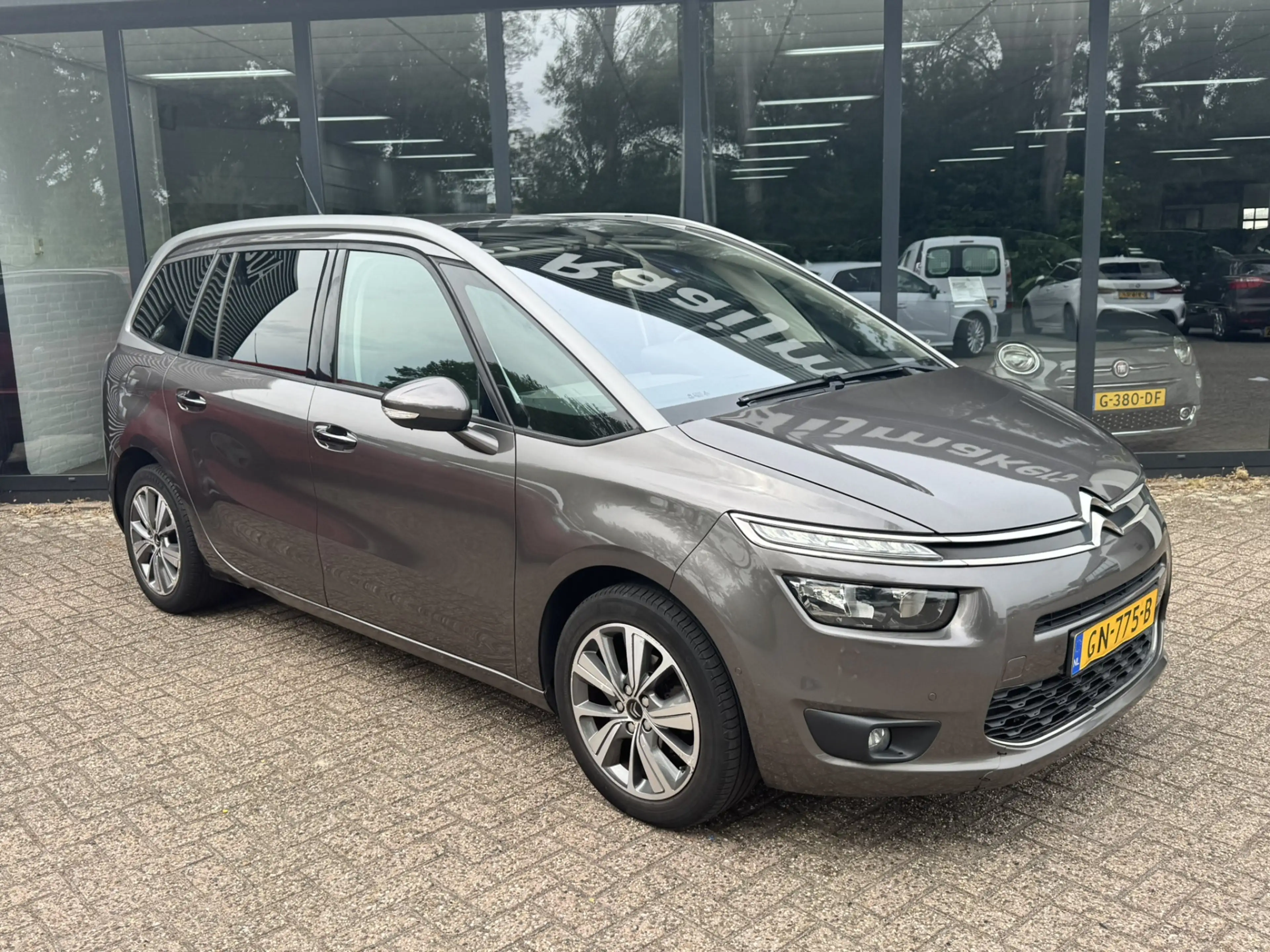 Citroen Grand C4 Picasso 1.6 BlueHDi Shine*Camera*Navi*EXPORT/EX.BPM* — photo 4