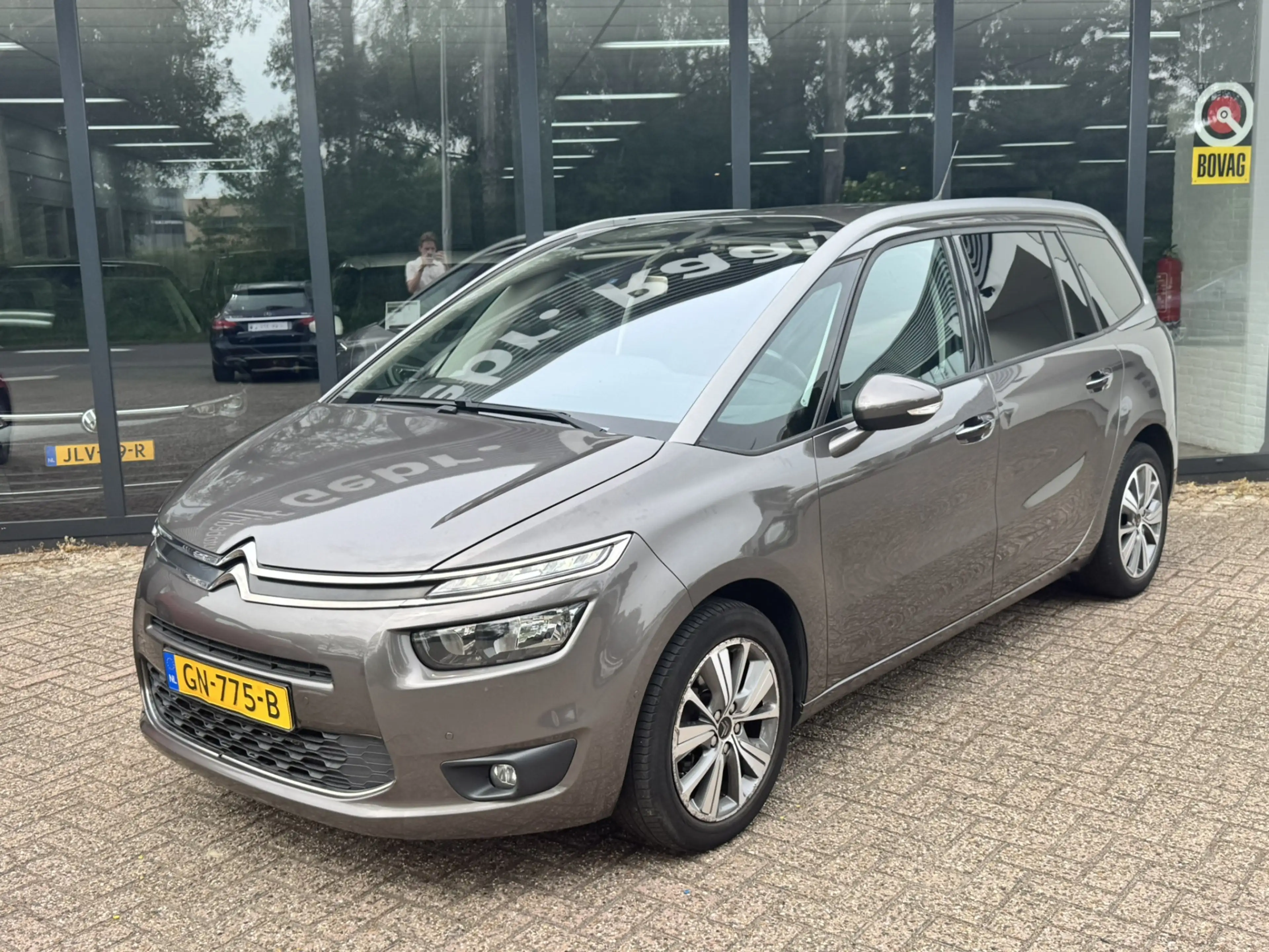 Citroen Grand C4 Picasso 1.6 BlueHDi Shine*Camera*Navi*EXPORT/EX.BPM* — photo 2