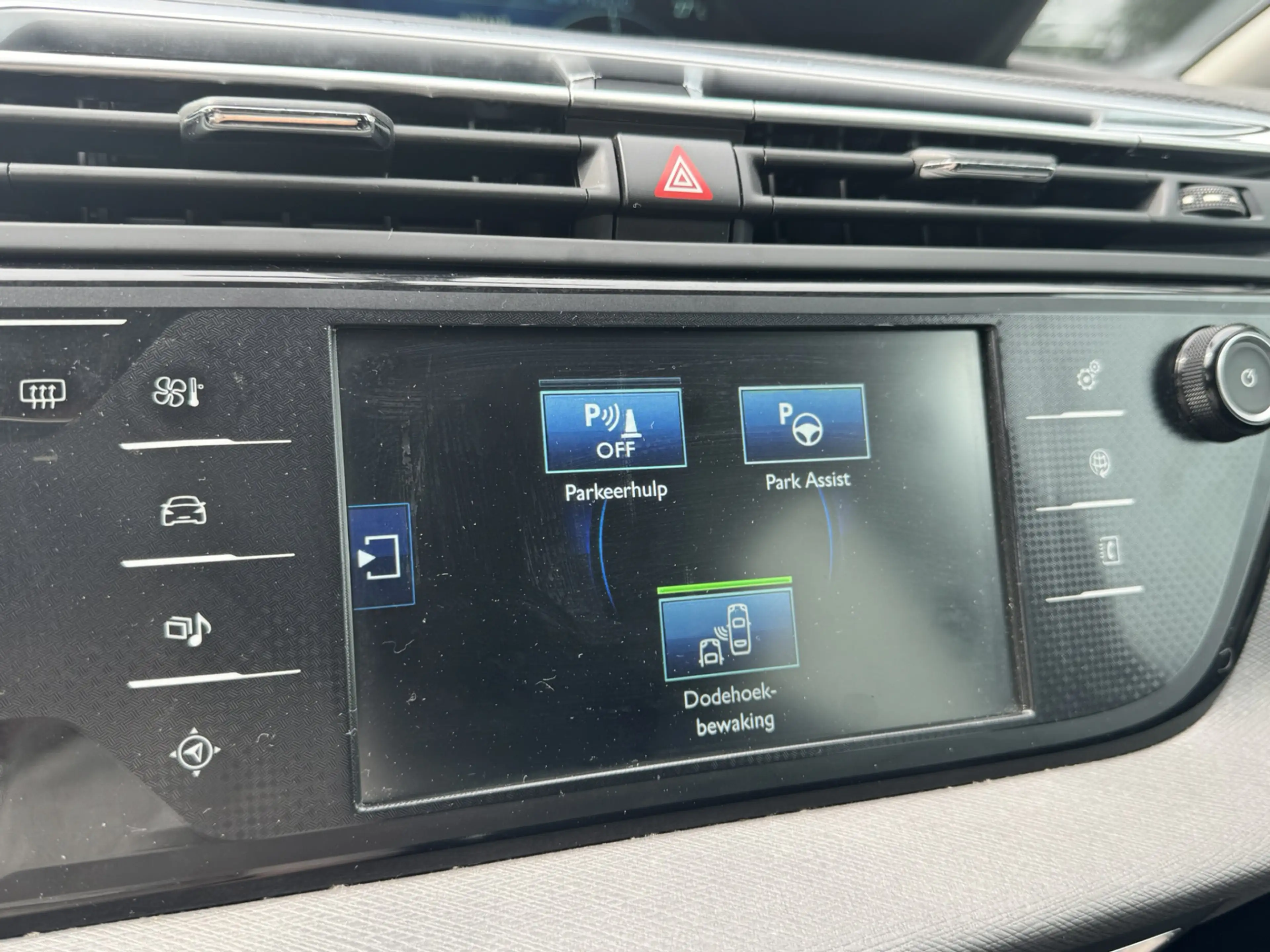 Citroen Grand C4 Picasso 1.6 BlueHDi Shine*Camera*Navi*EXPORT/EX.BPM* — photo 17